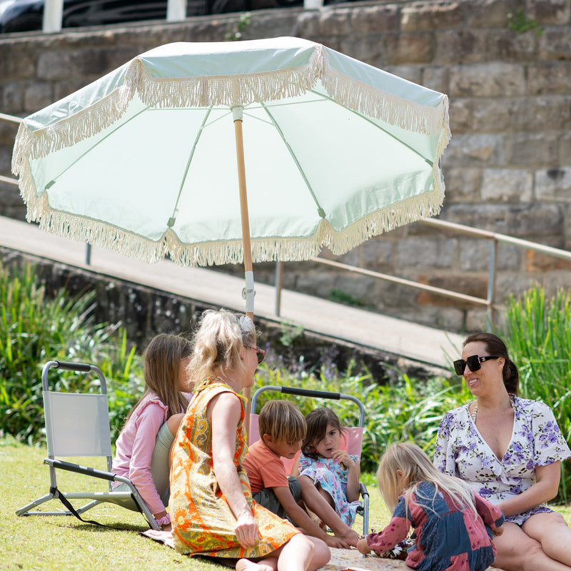 Havana Outdoors Beach Umbrella Portable 2 Metre Fringed Garden Sun Shade Shelter